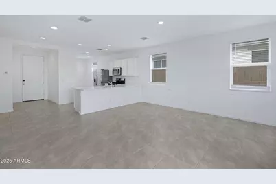 12565 W Levi Drive, Avondale, AZ 85323 - Photo 11