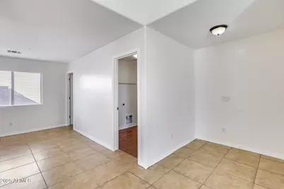 11467 W Austin Thomas Drive, Surprise, AZ 85378 - Photo 9