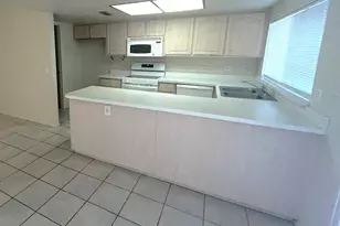 17811 N 29th Dr, Phoenix, AZ 85053 - Photo 3