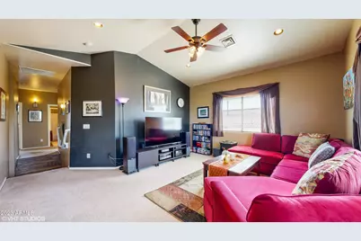 8812 S 10th Drive, Phoenix, AZ 85041 - Photo 17