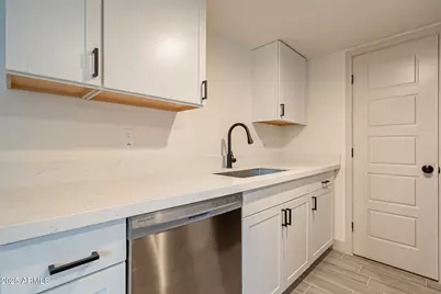 600 S Dobson Road #39, Mesa, AZ 85202 - Photo 15