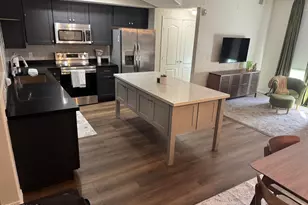 240 W Juniper Ave, Gilbert, AZ 85233 - Photo 9