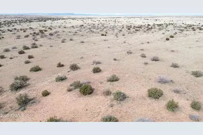 6297 Dewitt Drive #-, Winslow, AZ 86047 - Photo 15