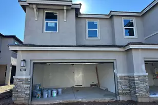 5841 E Zachary Dr, Phoenix, AZ 85054 - Photo 1