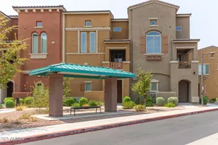 240 W Juniper Ave, Gilbert, AZ 85233 - Photo 37