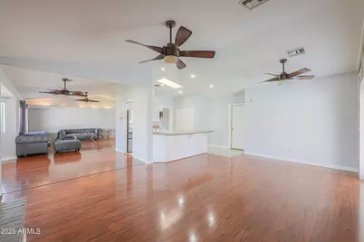 126 E Laurel Circle, Casa Grande, AZ 85122 - Photo 15