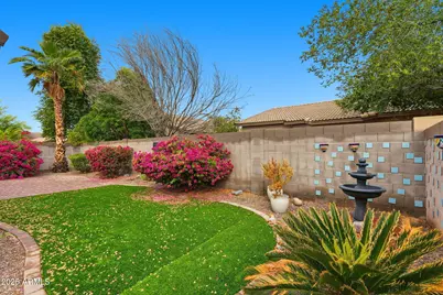 14624 W Gelding Drive, Surprise, AZ 85379 - Photo 27