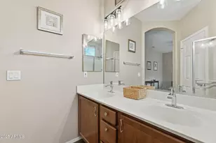 14624 W Gelding Dr, Surprise, AZ 85379 - Photo 17