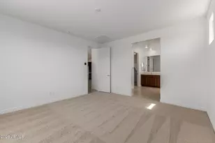 25728 N 148th Dr, Surprise, AZ 85387 - Photo 9