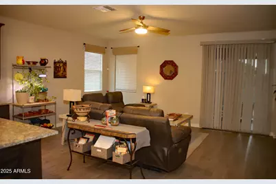 18597 W Robin Lane, Surprise, AZ 85387 - Photo 7