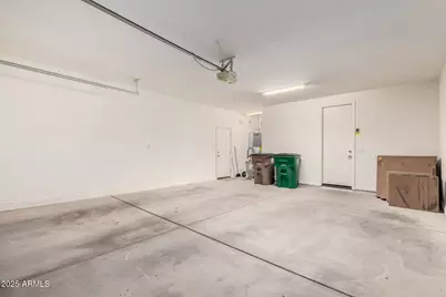 16093 W Almeria Road, Goodyear, AZ 85395 - Photo 25