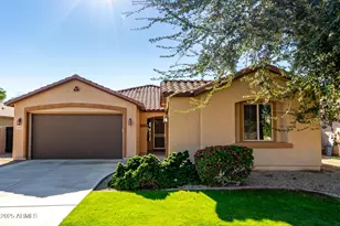 16093 W Almeria Rd, Goodyear, AZ 85395 - Photo 5