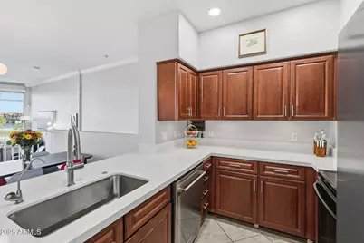 425 W Rio Salado Parkway #110, Tempe, AZ 85281 - Photo 3