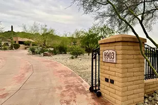 8903 N Arroya Grande Dr, Phoenix, AZ 85028 - Photo 5