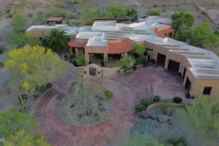 8903 N Arroya Grande Dr, Phoenix, AZ 85028 - Photo 1