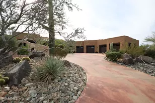 8903 N Arroya Grande Dr, Phoenix, AZ 85028 - Photo 9