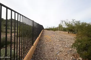 8903 N Arroya Grande Dr, Phoenix, AZ 85028 - Photo 27