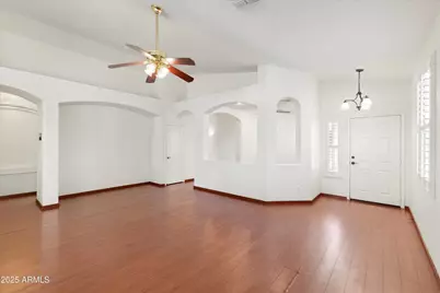 18136 W Spencer Drive, Surprise, AZ 85374 - Photo 5