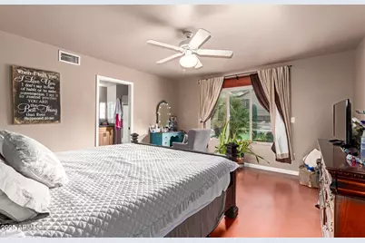 2535 W Sunrise Drive, Phoenix, AZ 85041 - Photo 13