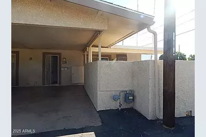 10569 W Coggins Drive, Sun City, AZ 85351 - Photo 9