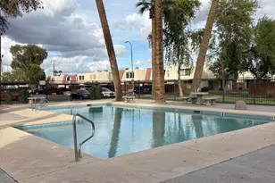 6033 W Golden Ln, Glendale, AZ 85302 - Photo 21