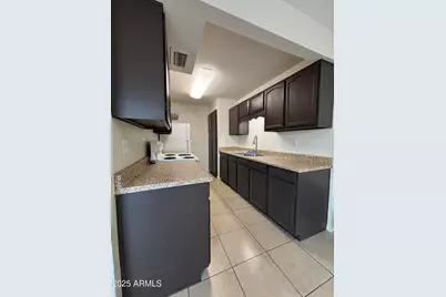 6033 W Golden Lane, Glendale, AZ 85302 - Photo 7