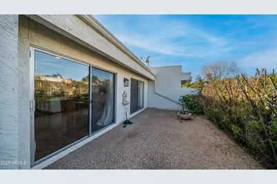 8166 E Del Caverna Drive, Scottsdale, AZ 85258 - Photo 35