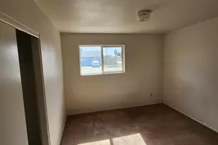 3636 W Echo Ln, Phoenix, AZ 85051 - Photo 9