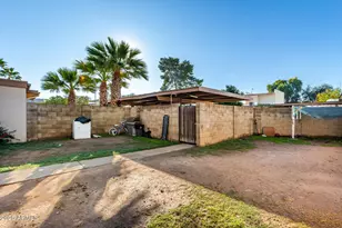 2127 E Ellis Dr, Tempe, AZ 85282 - Photo 27