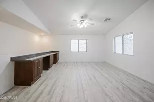 11424 W Austin Thomas Dr, Surprise, AZ 85378 - Photo 19