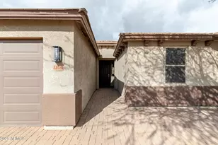 22810 W Ashleigh Marie Dr, Buckeye, AZ 85326 - Photo 9