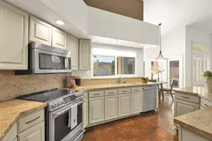 2545 E Cathedral Rock Dr, Phoenix, AZ 85048 - Photo 21