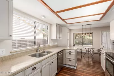 19931 N 98th Avenue, Peoria, AZ 85382 - Photo 13