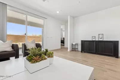 2324 W Moody Trail, Phoenix, AZ 85041 - Photo 17