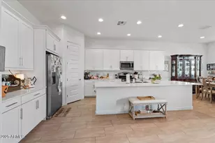 2264 E Isaiah Ave, Gilbert, AZ 85298 - Photo 11