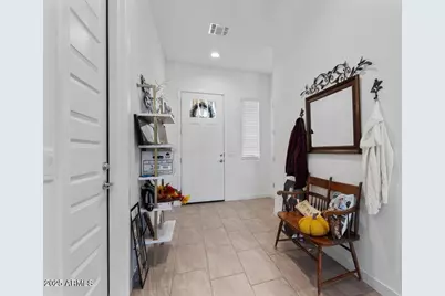 2264 E Isaiah Avenue, Gilbert, AZ 85298 - Photo 9