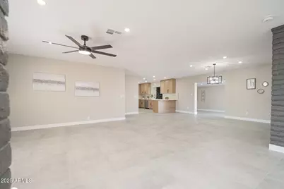 3836 W Desert Cove Avenue, Phoenix, AZ 85029 - Photo 5