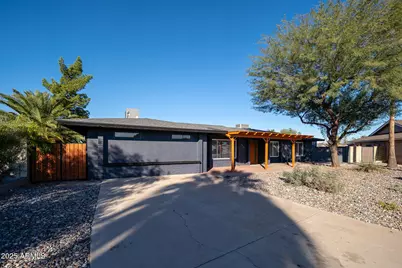 3836 W Desert Cove Avenue, Phoenix, AZ 85029 - Photo 3