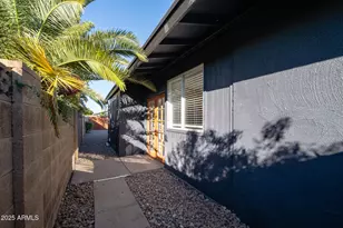 3836 W Desert Cove Ave, Phoenix, AZ 85029 - Photo 41