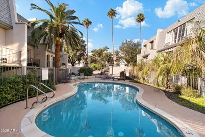 1018 E Osborn Road #E, Phoenix, AZ 85014 - Photo 1