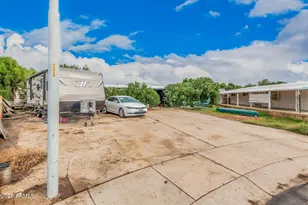 6538 W Hatcher Rd, Glendale, AZ 85302 - Photo 3