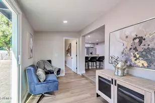 346 E Broadway Ln, Tempe, AZ 85282 - Photo 9