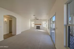 4266 E Millbrae Ln, Gilbert, AZ 85234 - Photo 9