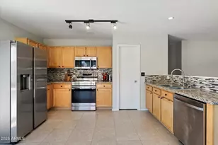 3201 W Mark Ln, Phoenix, AZ 85083 - Photo 9