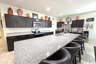 1031 W Castle Ct, Casa Grande, AZ 85122 - Photo 1