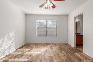 10537 W Donald Dr, Peoria, AZ 85383 - Photo 13