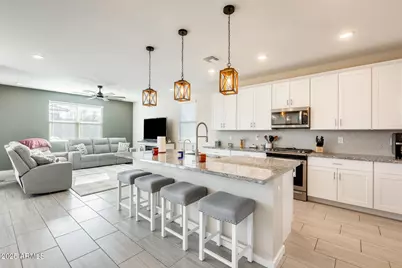 17381 W Running Deer Trail, Surprise, AZ 85387 - Photo 15