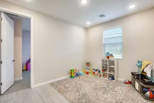 17381 W Running Deer Trl, Surprise, AZ 85387 - Photo 31