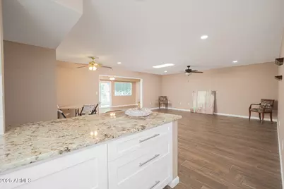 10870 W Clair Drive, Sun City, AZ 85351 - Photo 13