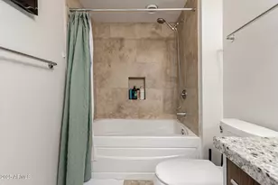 7137 E Rancho Vista Dr, Scottsdale, AZ 85251 - Photo 17